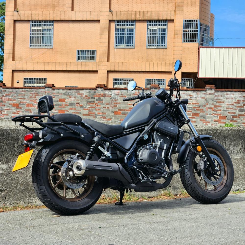 HONDA REBEL500