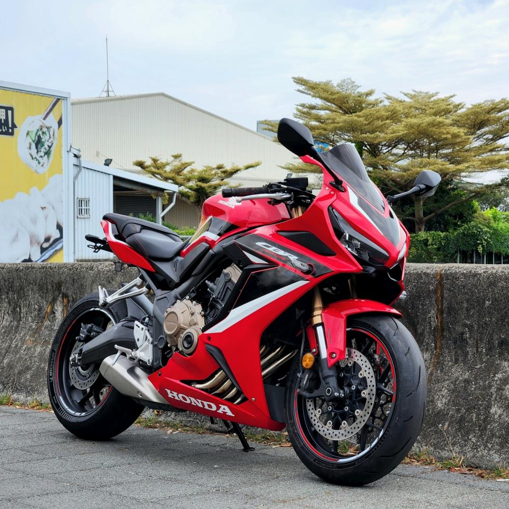 HONDA CBR650R