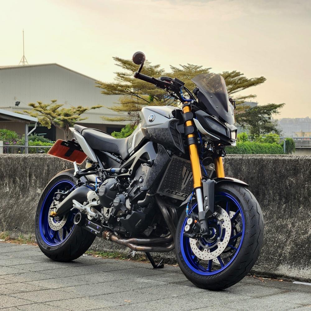 YAMAHA MT-09SP