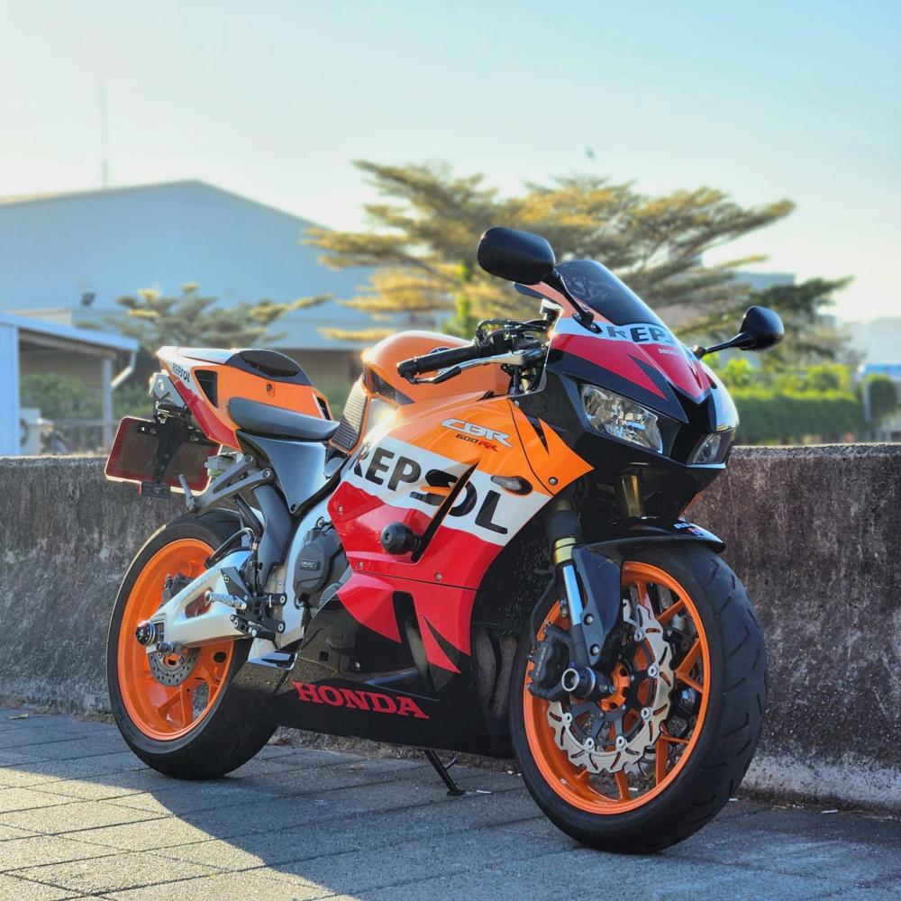 HONDA CBR6