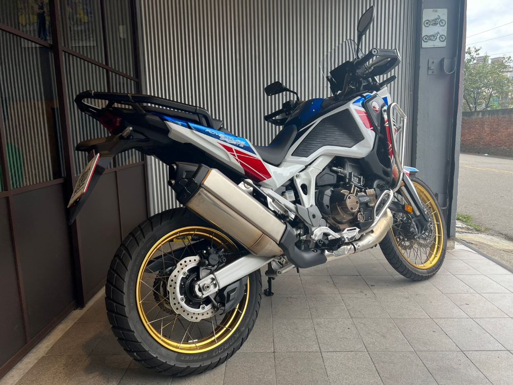 2023 HONDA AFRICA TWIN SPORTS DCT