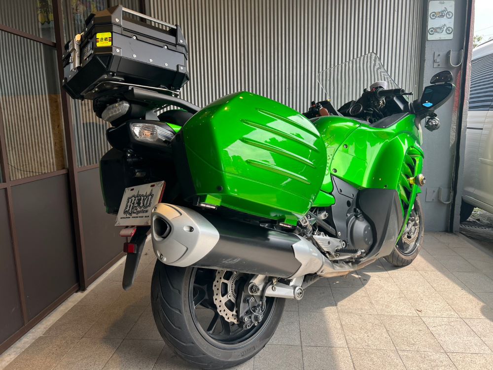 2015 KAWASAKI GTR 1400