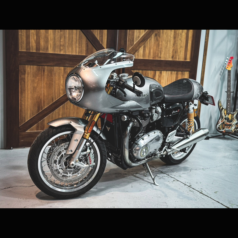 2016 TRIUMPH Thruxton R