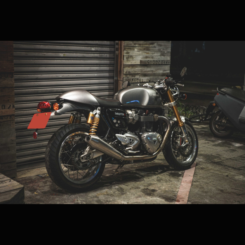 2017 TRIUMPH Thruxton R