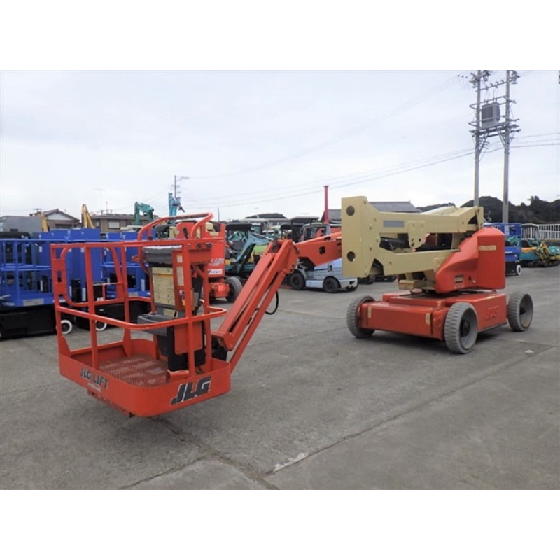 JLG E450AJ 電動曲臂高空作業車