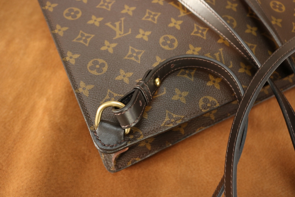 LOUIS VUITTON  Monogram Serviette Briefc