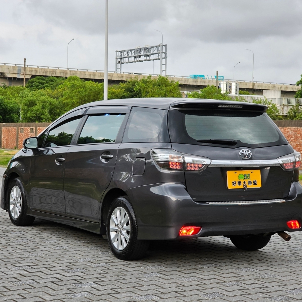 2014 Toyota Wish 2.0經典款