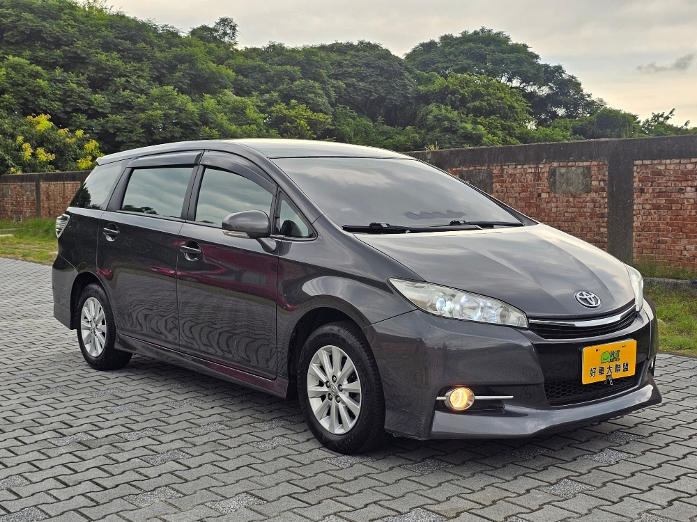 2014 Toyota Wish 2.0經典款