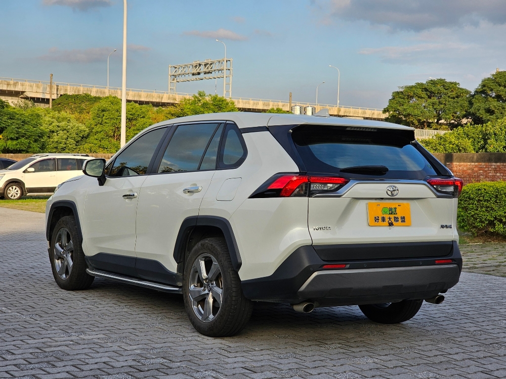 2019 Toyota RAV4 2.0頂級旗艦