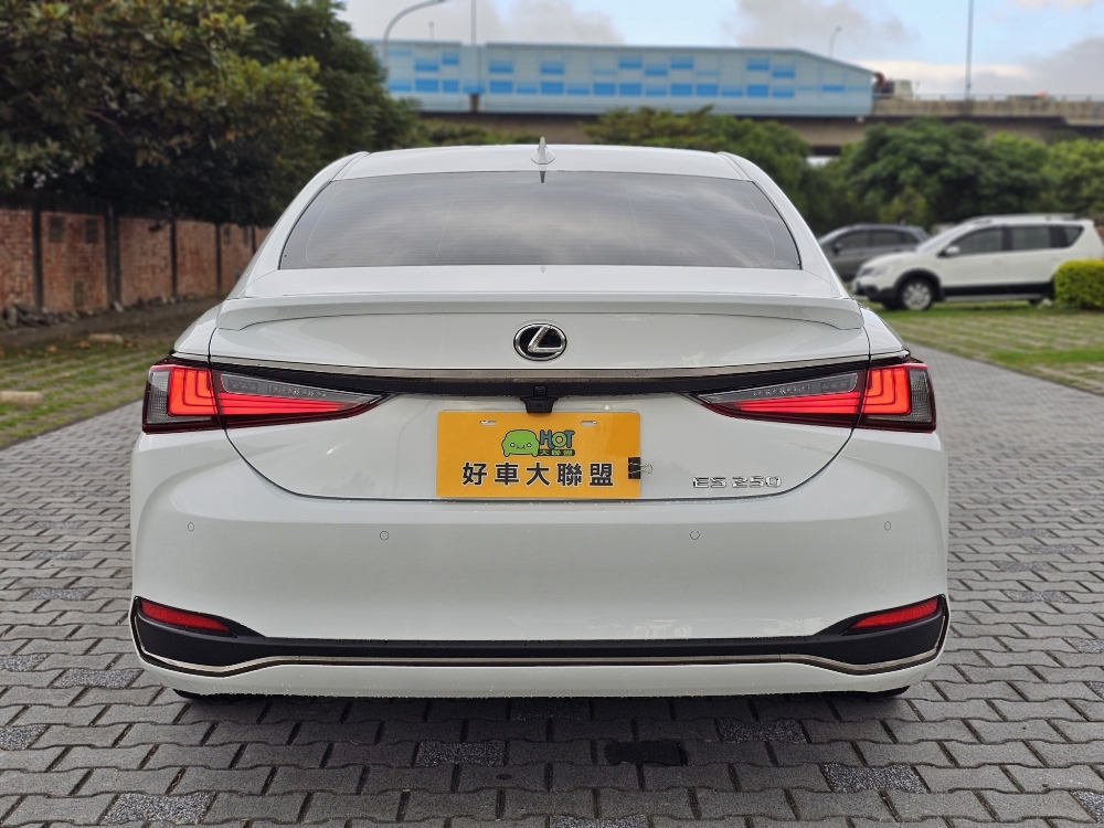 2023 Lexus ES 250 F Sport小改款