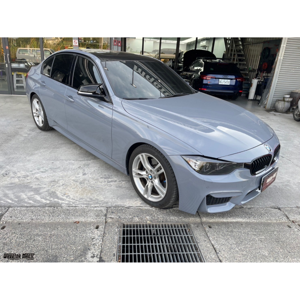 BMW 328i/寶