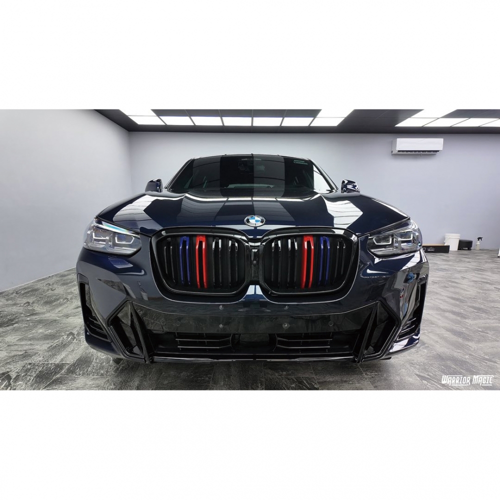 BMW X4/亮面犀牛皮包膜