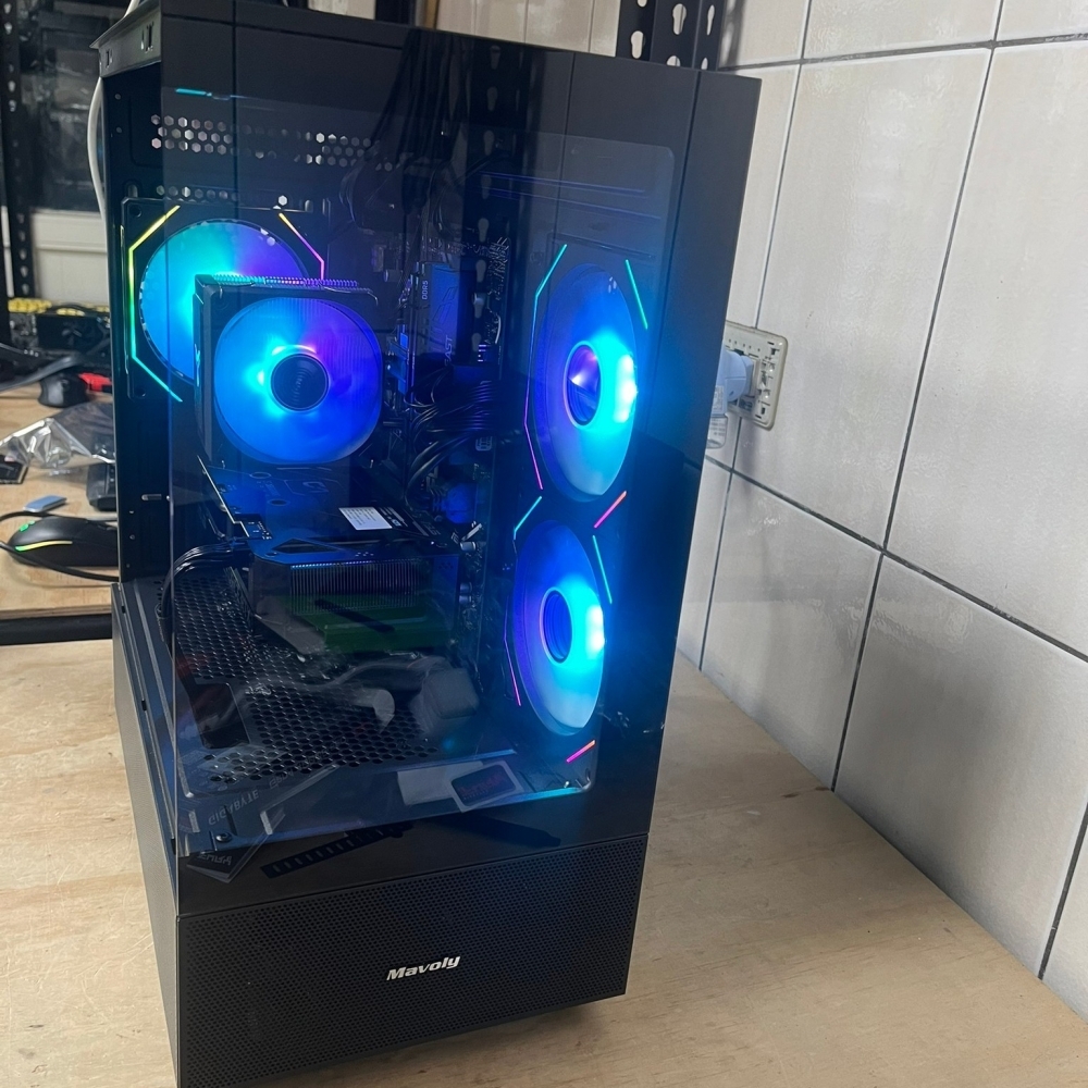 松聖4070+華碩DUAL RTX 4070