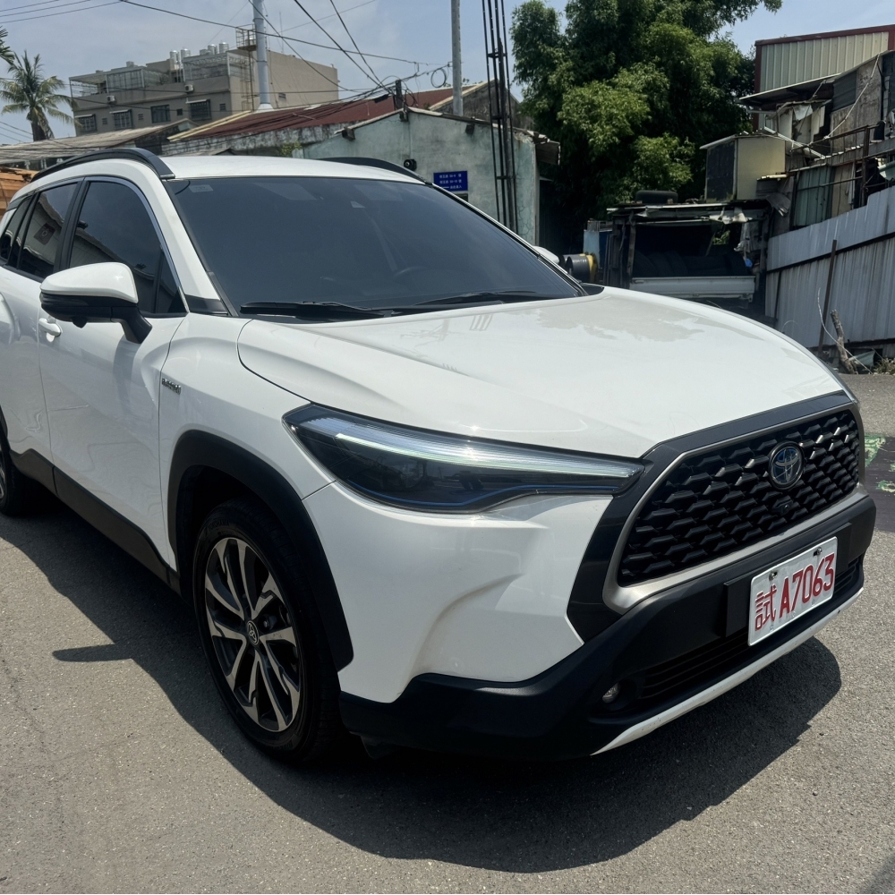 2021 TOYOTA COROLLA CROSS HYBRID 1.8 頂級款 售73萬