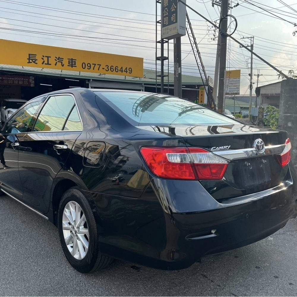 2012 TOYOTA CAMRY 2.5 售14.8萬