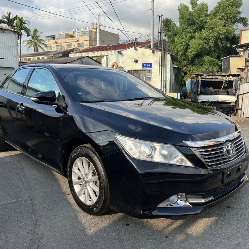 2012 TOYOTA CAMRY 2.5 售14.8萬