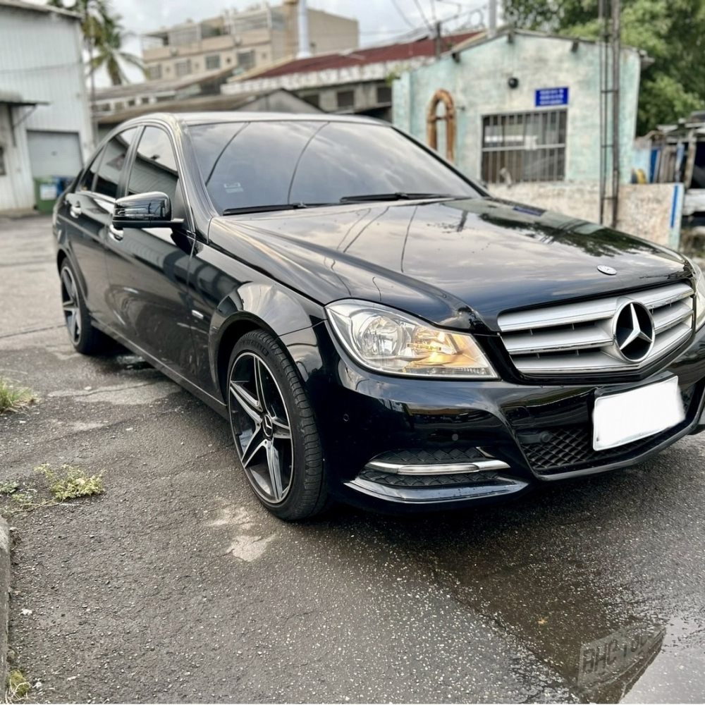 2012 BENZ C180 1.8 售26.8萬