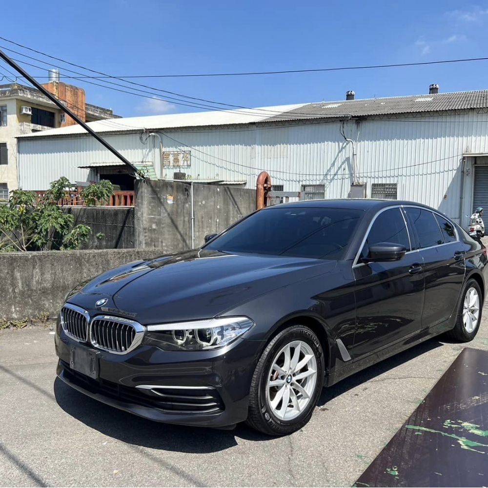 2018 BMW 520d 2.0 柴油 售99萬8