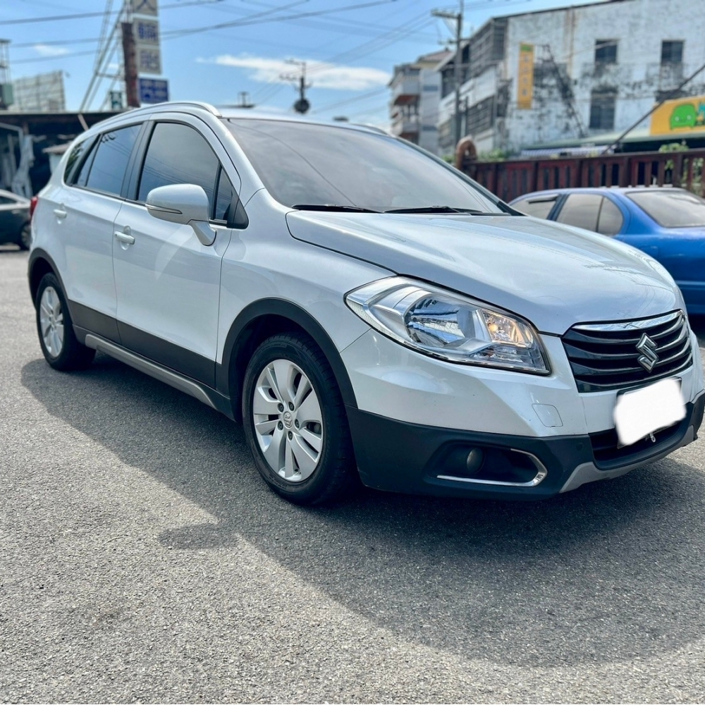 2016 SUZUKI SX4 1.6 售20.8萬