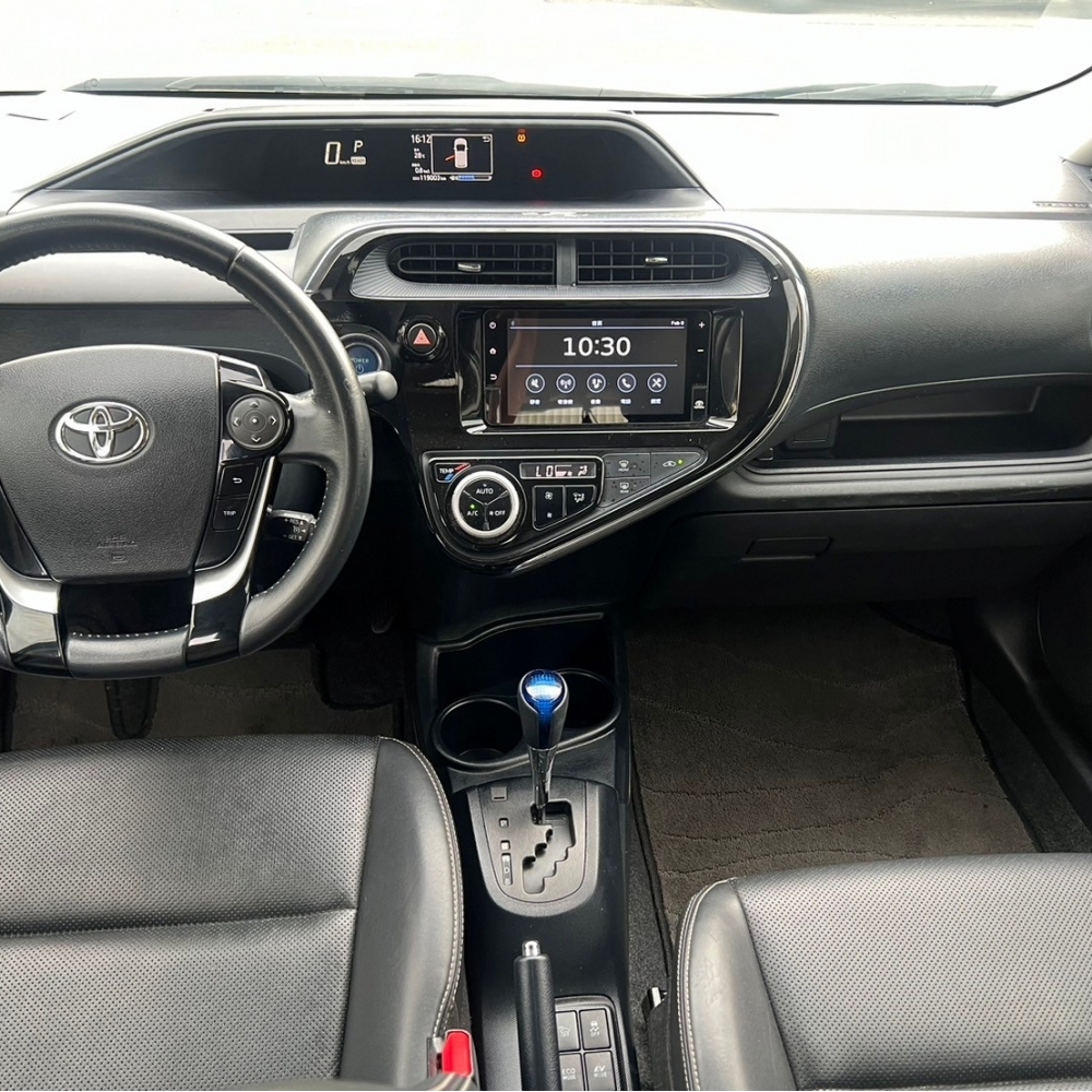 2019 TOYOTA PriusC 1.5 油電 售28.8萬