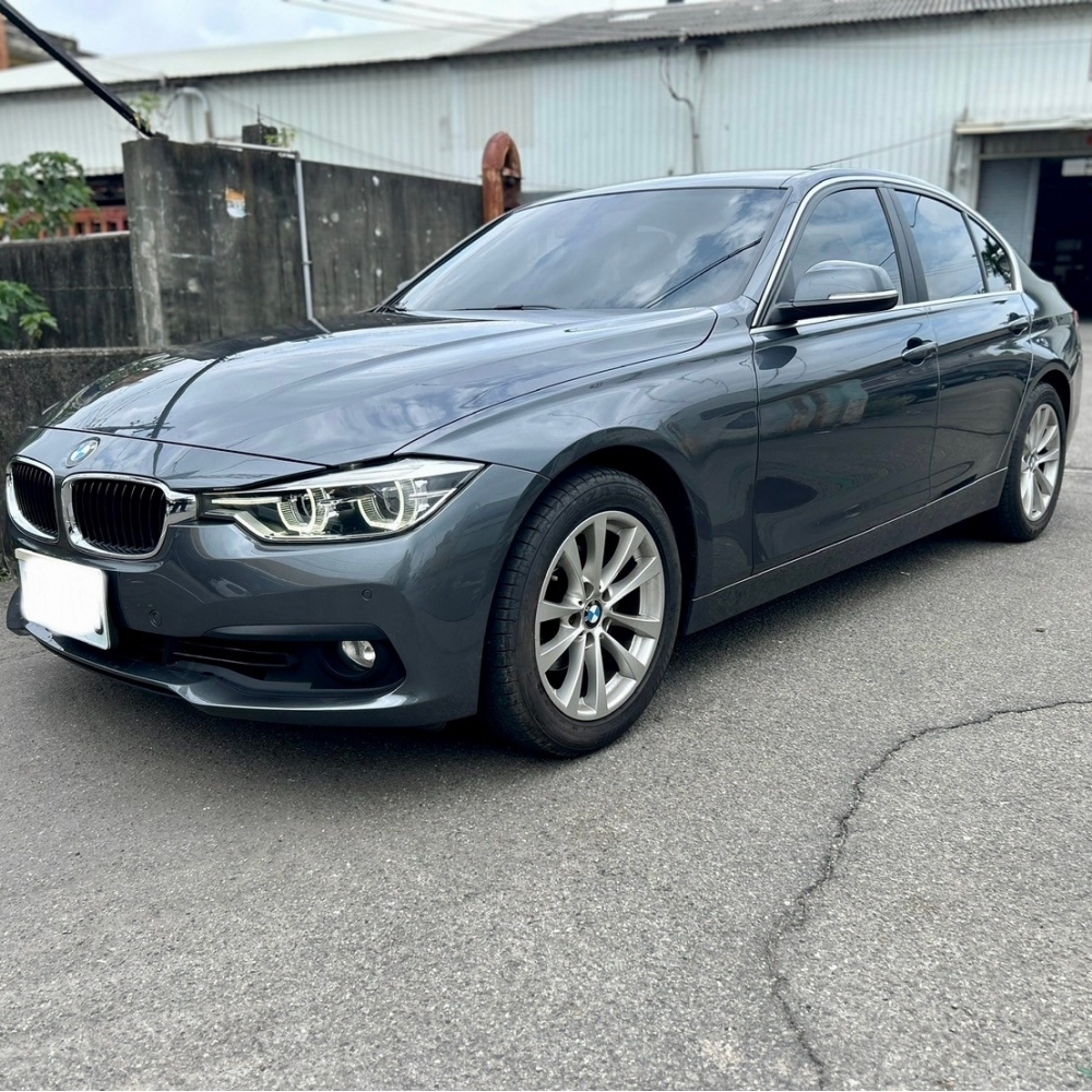 2016 BMW 3