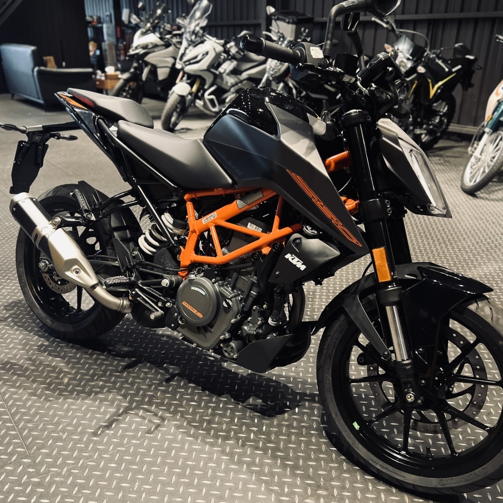 全新車 2023 KTM Duke 390 總代理 