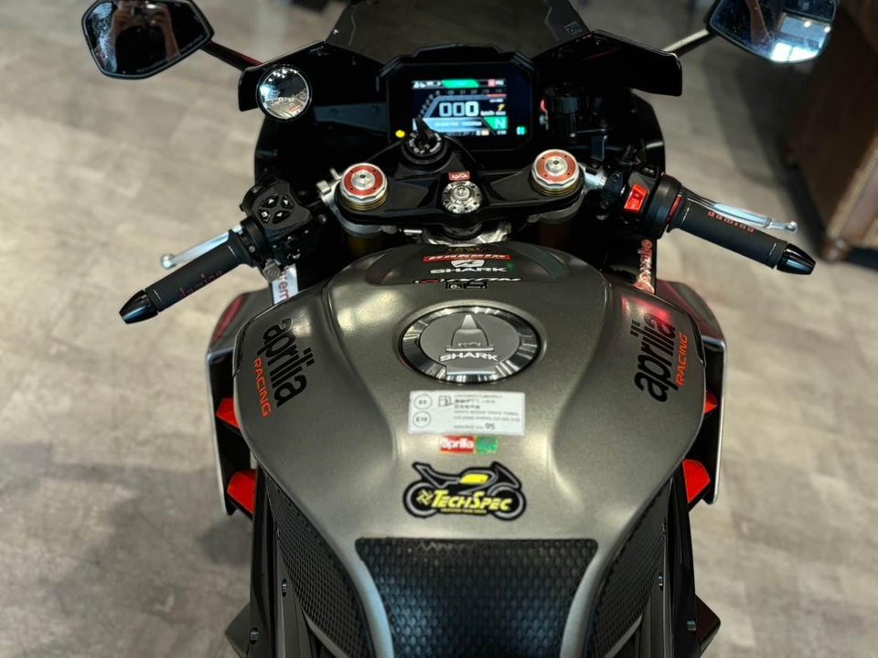 2022/23 Aprilia RSV4 STD 總代理 