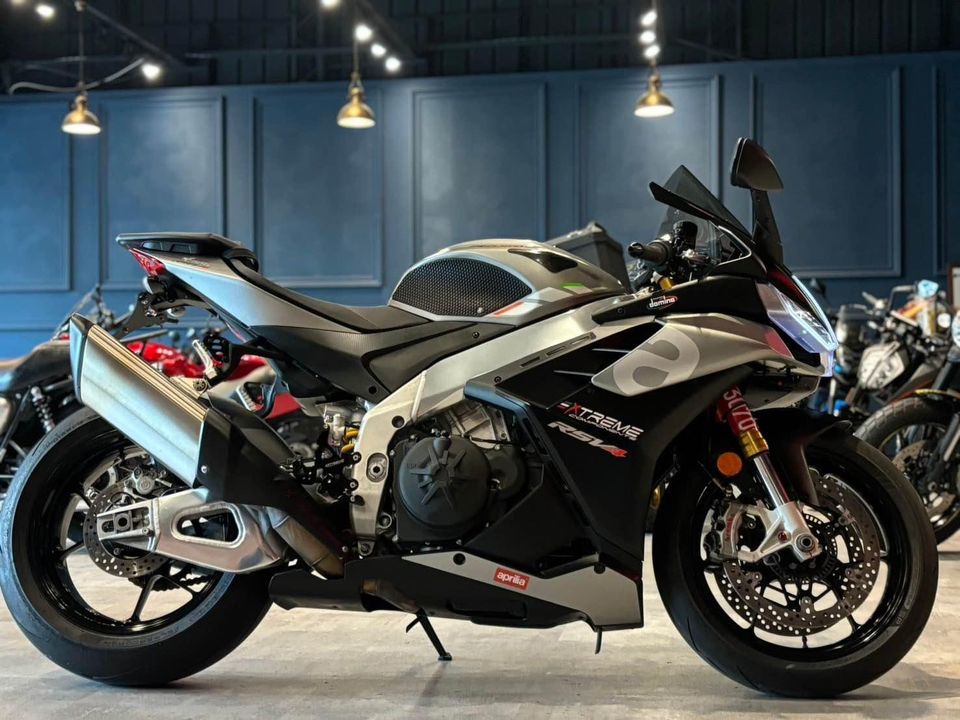 2022/23 Aprilia RSV4 STD 總代理 