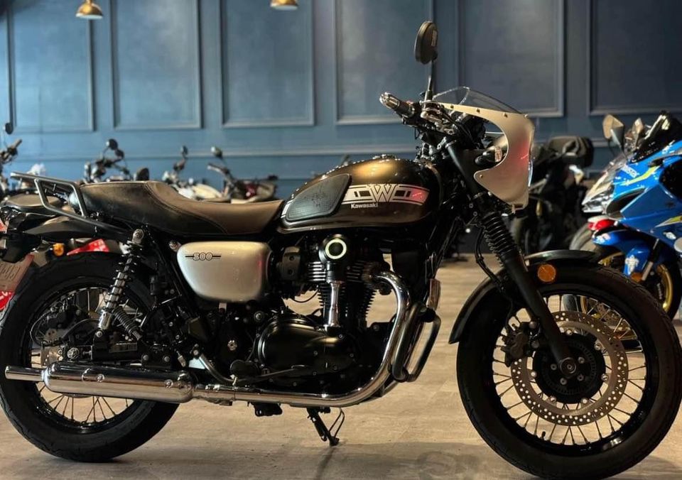 Kawasaki W800 cafe 咖啡 公司車 客人寄賣