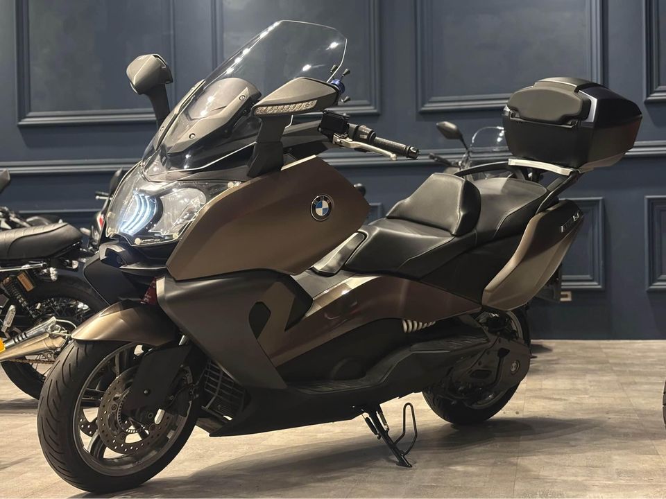 BMW C650GT