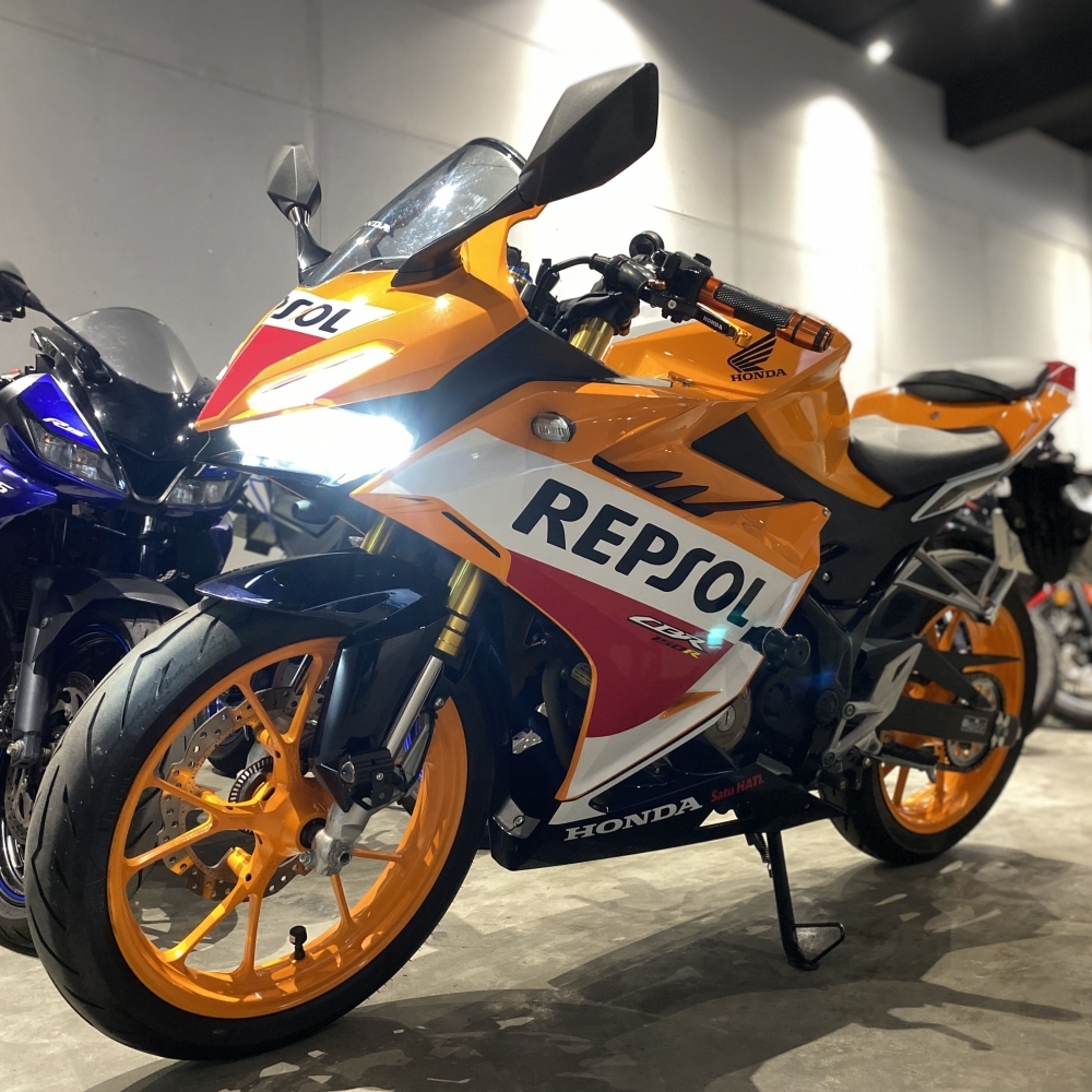 【2021 HONDA CBR150R REPSOL】