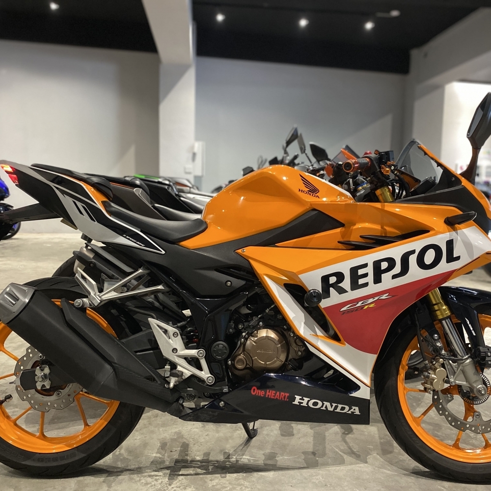 【2021 HONDA CBR150R REPSOL】