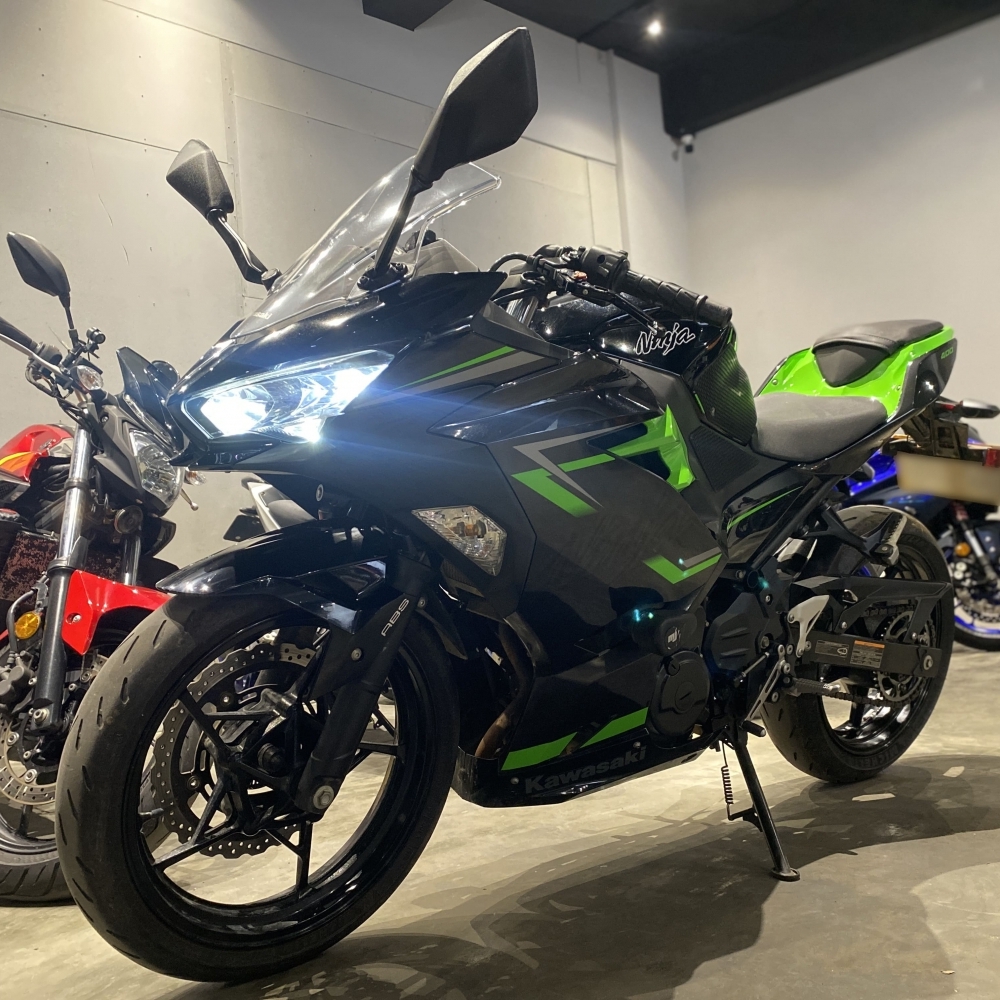 【2019 KAWASAKI NINJA400】