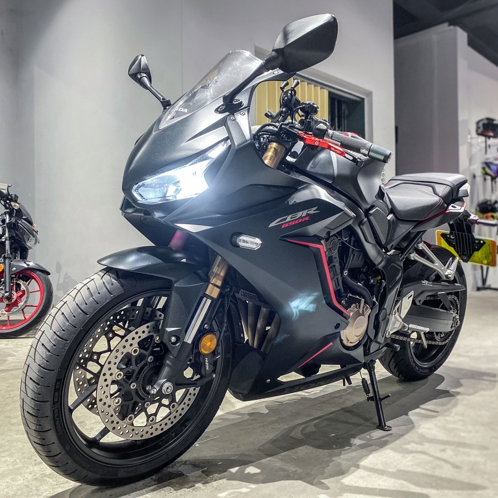 【2019 HONDA CBR650R】