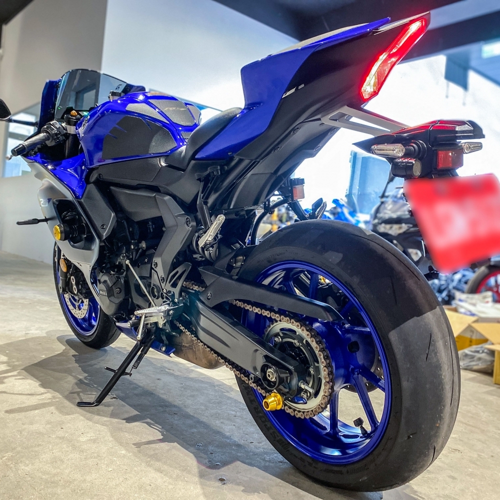 【2022 YAMAHA YZF-R7 公司車】