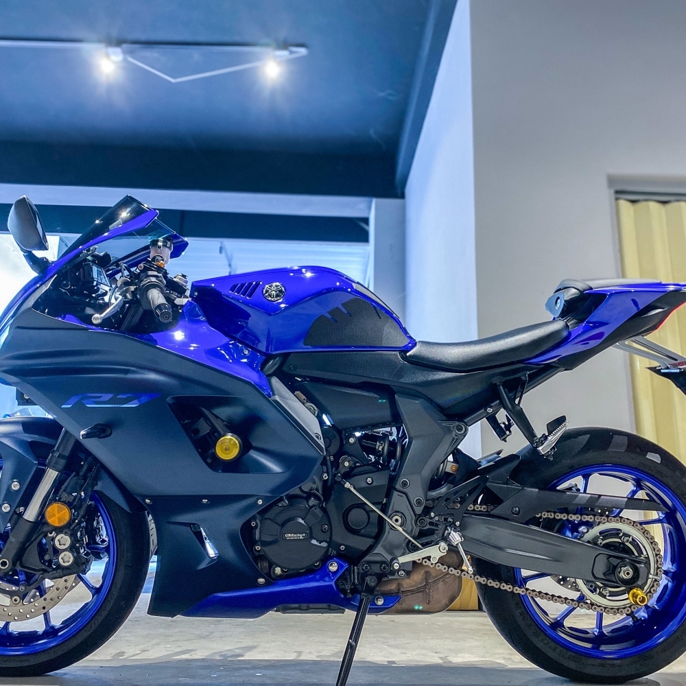 【2022 YAMAHA YZF-R7 公司車】