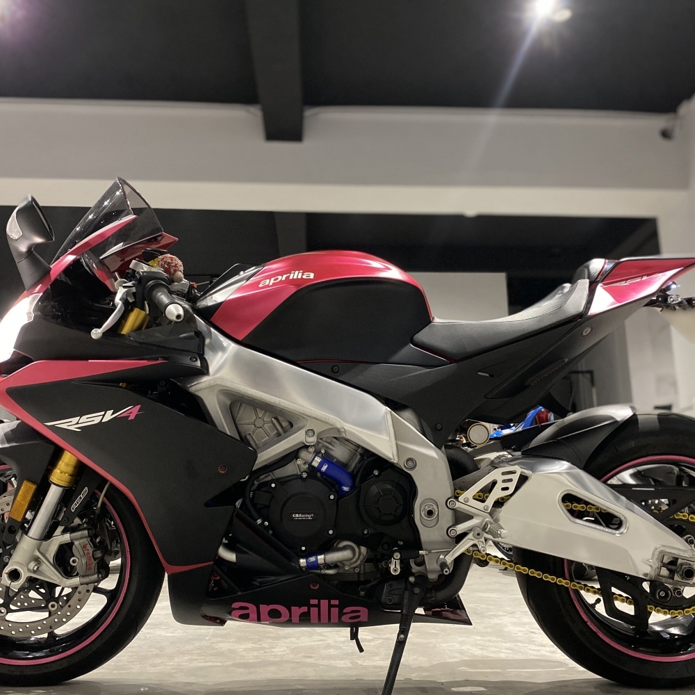 【2014 APRILIA RSV4 R】