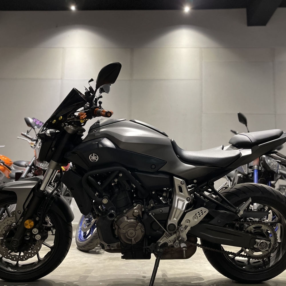 【2015 YAMAHA MT-07】