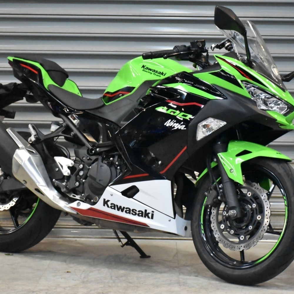 【2021 KAWASAKI NINJA400】