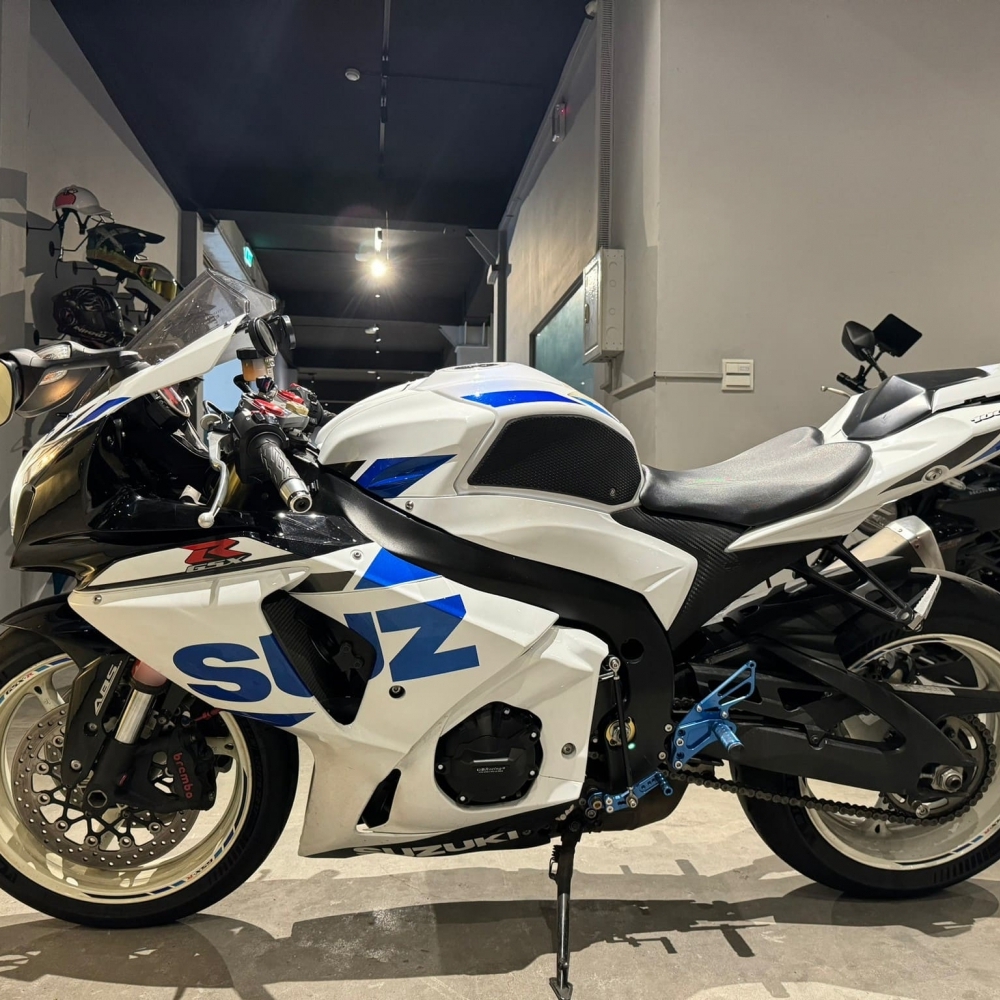 【2013 SUZUKI GSX-R1000 百萬紀念款】