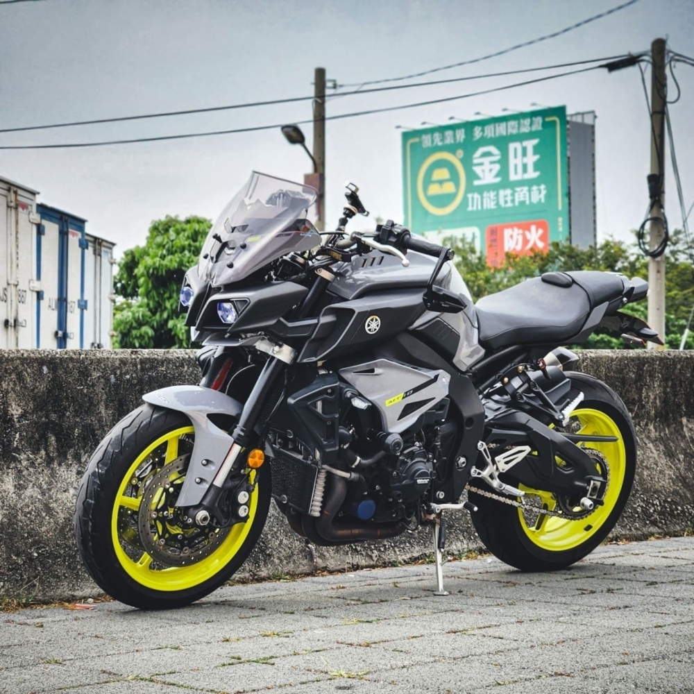 【2016 YAMAHA MT-10】