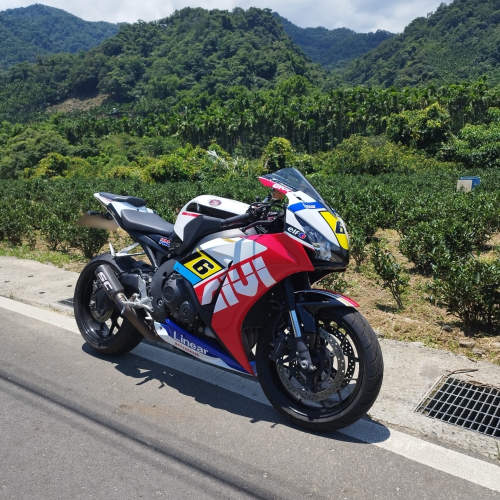 【2015 HONDA CBR1000RR】