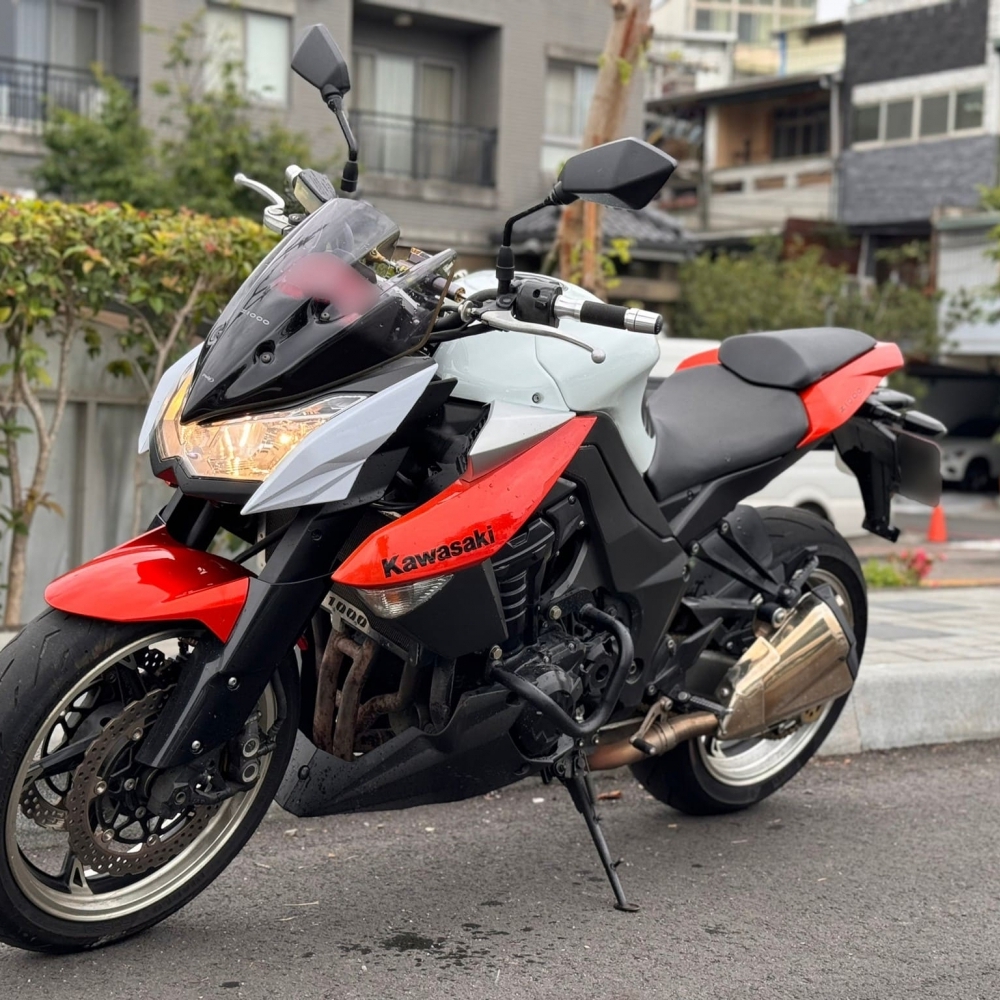 【2010 KAWASAKI Z1000】