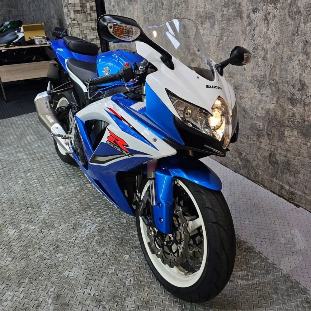 【2008 SUZUKI GSX-R600】