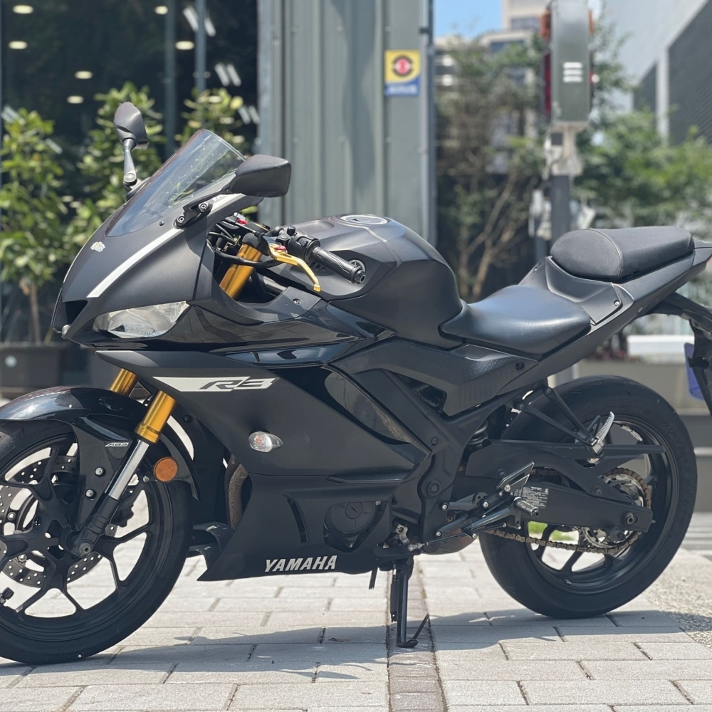 【2019 YAMAHA YZF-R3】