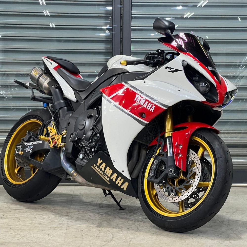 【2012 YAMAHA YZF-R1】