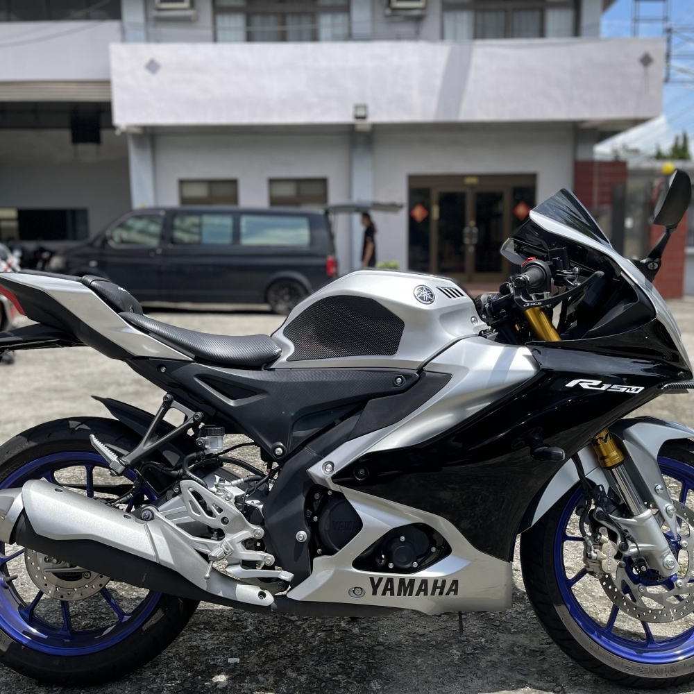 【2023 YAMAHA YZF-R15M】