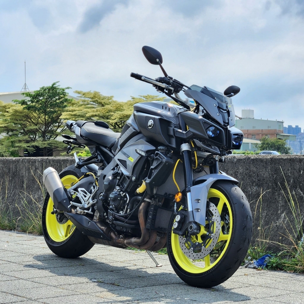 【2016 YAMAHA MT-10】