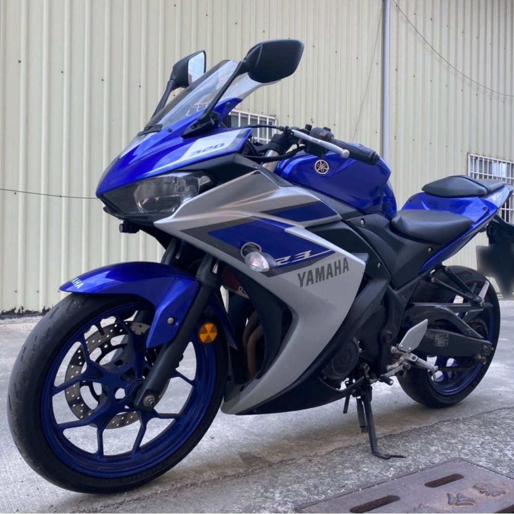 【2015 YAMAHA YZF-R3】