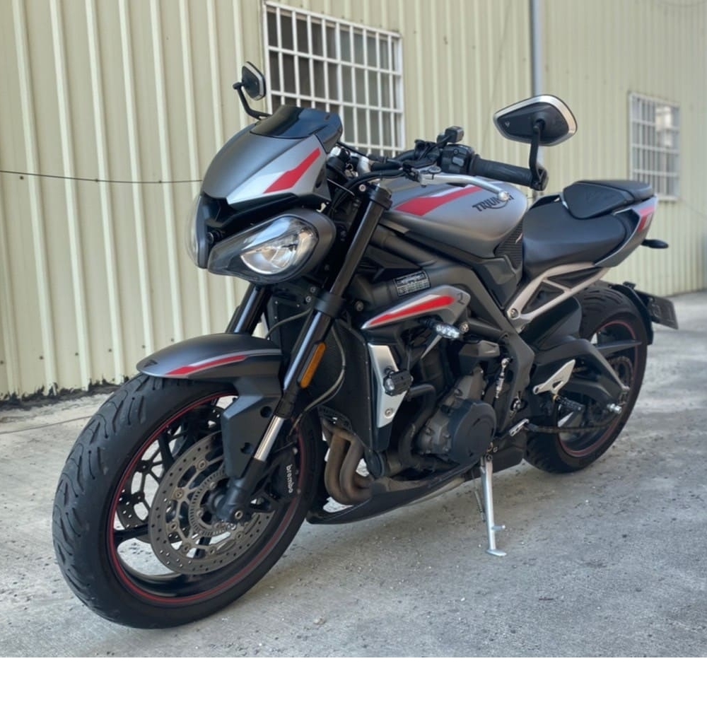 【2021 TRIUMPH 765R 憤怒鳥大燈】